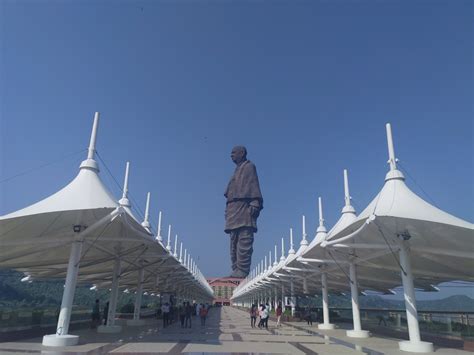 A surprise visit to the Sardar Sarovar Dam, and up the Statue of Unity ...