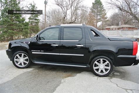 2007 Cadillac Escalade Ext Black 6. 2l Awd Completely Loaded With ...