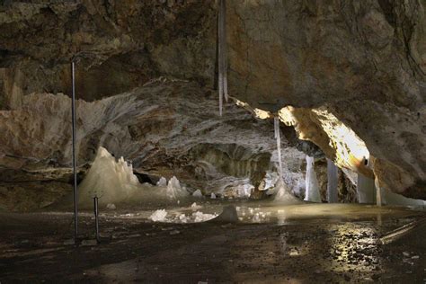 Dobšinská Ice Cave – slovakia.com