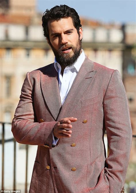 5 of The Best Henry Cavill Beard Styles – HairstyleCamp