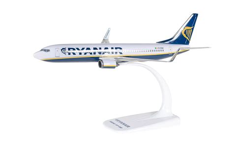 Herpa 609395 Ryanair Boeing 737-800 Aircraft Model Kit, Multi-Colour ...