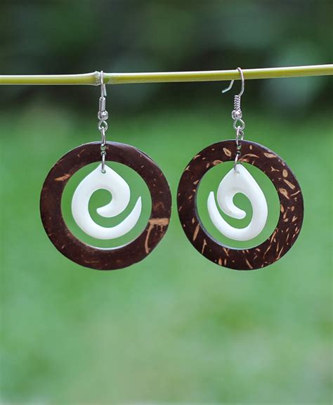 Shop Beautiful and Artistic Coconut Shell Jewelry | Gayona