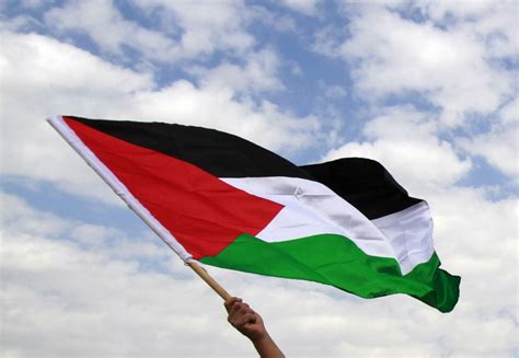 UN votes to Allow Palestinian Flag to be Raised over UN