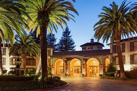 EMBASSY SUITES BY HILTON NAPA VALLEY - Updated 2023 Prices & Hotel ...