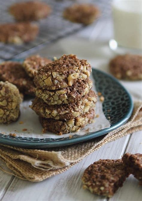 Chocolate cashew cookies - Running to the Kitchen®