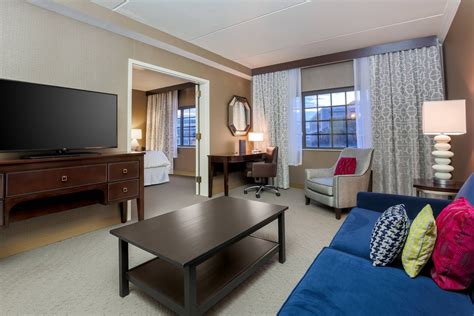 Tarrytown Hotel Suites | Sheraton Tarrytown Hotel