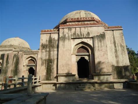 Firoz Shah Tughlaq Tomb, New Delhi - Tripadvisor