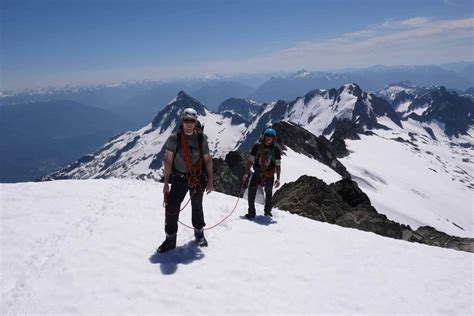 Tantalus Range Mountaineering - Altus Mountain Guides