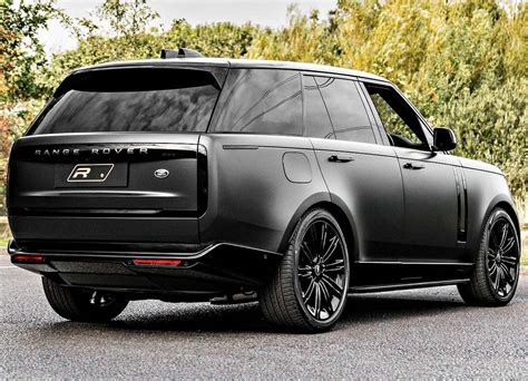 Range Rover 2024 Black Edition - Eden Nessie