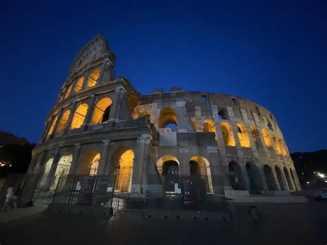 The Colosseum at night: all you need to know to plan your visit - Mama ...