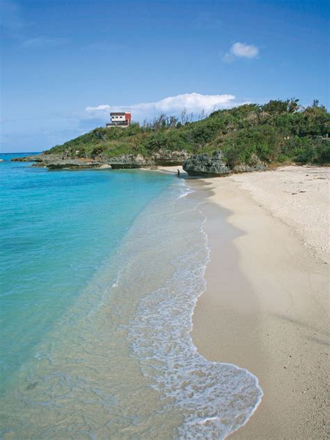 Akabaka Beach | Okinawa Traveler