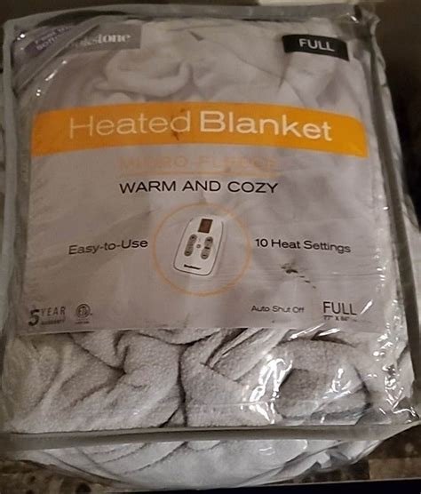 Brookstone Fleece Blankets | Mercari