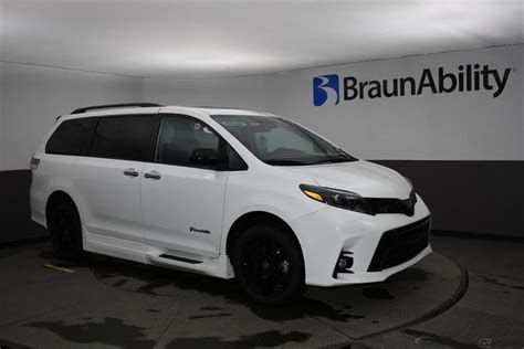 2020 Toyota Sienna SPORT | BraunAbility