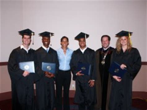 Drake holds special commencement ceremony for student-athletes - Drake ...