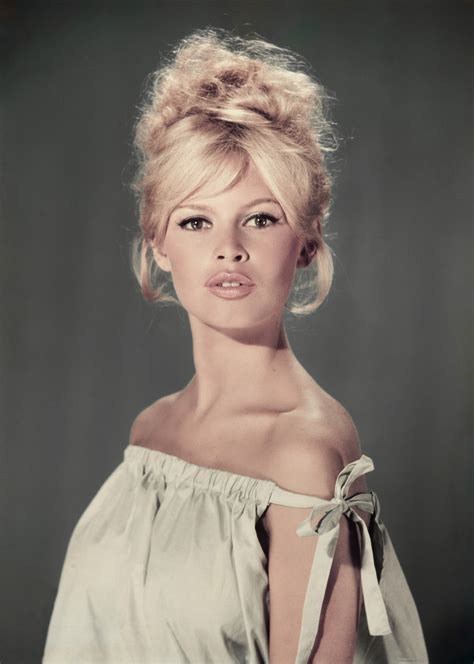 8 Style Tricks to Steal from Brigitte Bardot | StyleCaster