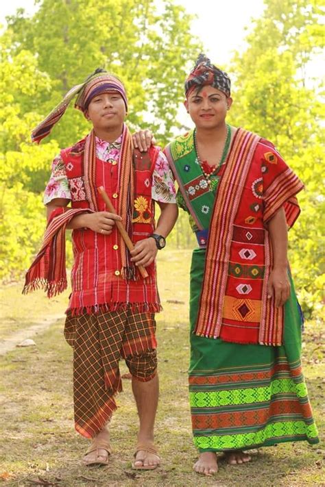 Assamese Traditional Outfits - Assamese Tribes and Its Traditional ...