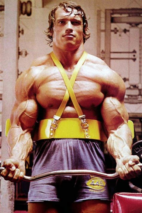 Morably — Arnold Schwarzenegger in Bodybuilding - 17 photos