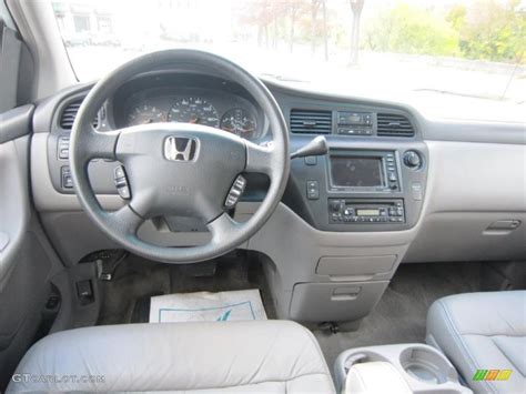 2003 Honda odyssey interior dimensions