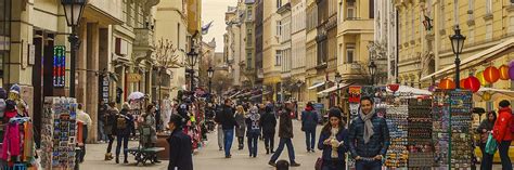 Váci Utca - A rua mais importante de Budapeste