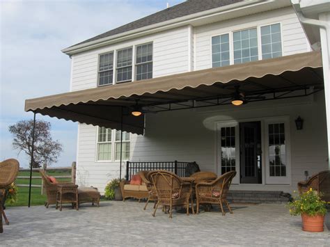 Beautiful and practical shade patio canopy | Kreider's Canvas Service, Inc.