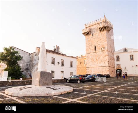 ESTREMOZ, PORTUGAL – AUGUST 23, 2018: Estremoz Castle (Castelo da ...