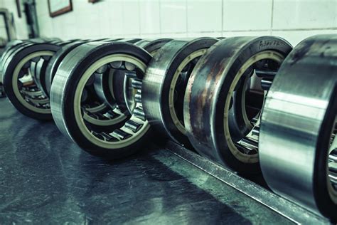 Precision bearing maintenance - MRO MagazineMRO Magazine