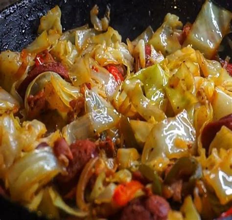 EASY FRIED CABBAGE RECIPE