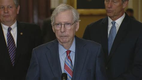 Mitch McConnell freezes again, what happens if he were to retire ...