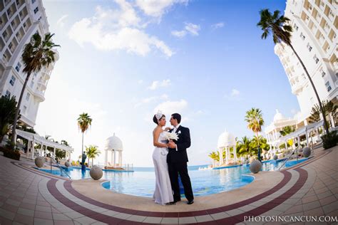 Riu Palace Cancun - Wedding Photographer Hotel Zone