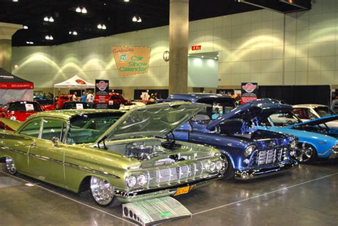 The Classic Auto Show at the Los Angeles Convention Center — Curbside ...