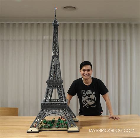 Review: LEGO 10307 Eiffel Tower (2022) - Jay's Brick Blog