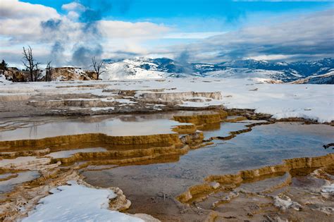 5 Reasons Why You'll Love Yellowstone in Winter | Budget Travel