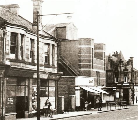 1953 Blantyre Broadway Cinema