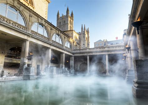 Roman Baths - Bath UK Tourism, Accommodation, Restaurants & Whats On