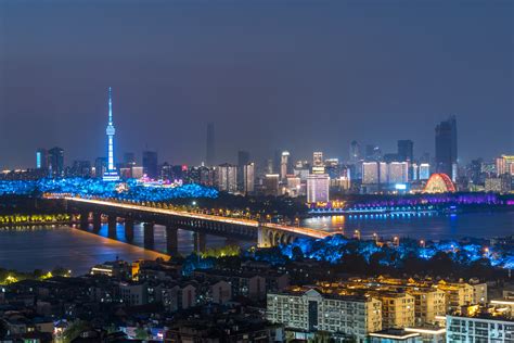 Wuhan skyline and Yangtze river with supertall skyscraper under ...