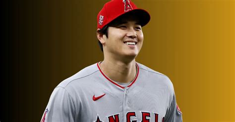 Shohei Ohtani signs contract with Dodgers