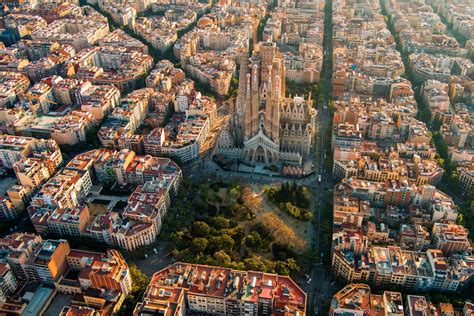 Online Lecture on Barcelona, Spain: Top 10 Highlights | Context Travel ...