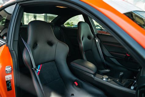 √How to install bucket seats in your BMW M car - BMW Nerds