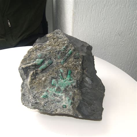 Emeralds in a rock formation from the mine of Chivor, which are known ...