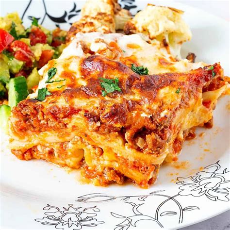 World's Best Lasagna with Ricotta: A Crowd-Pleasing Recipe - Veena ...