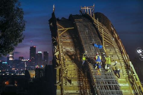 6th Street Bridge: See photos of the viaduct construction - Los Angeles ...