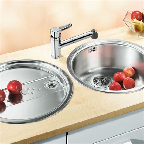 Round Kitchen Sinks / Belfry Kitchen Leda Single Bowl Undermount ...