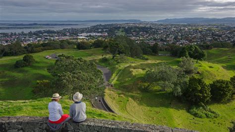 Auckland Volcanoes Half-Day Tour - Epic deals and last minute discounts