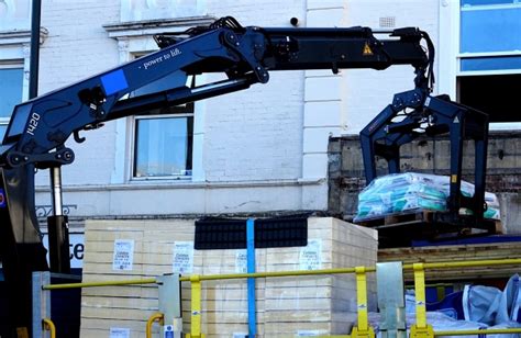 Hydraulic Truck Crane Free Stock Photo - Public Domain Pictures