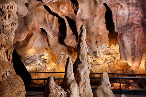 The Chauvet Cave 2: an almost perfect replica - Road Trip in France #13 ...