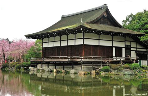 Japanese traditional architecture, Irimoya-zukuri