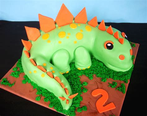 butter hearts sugar: Dinosaur Birthday Cake