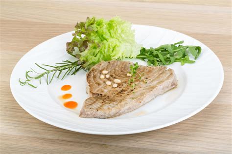 Grilled tuna steak 7664067 Stock Photo at Vecteezy