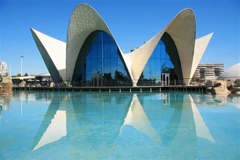 The Curiously Unique Architecture of Valencia, Spain | Famous ...