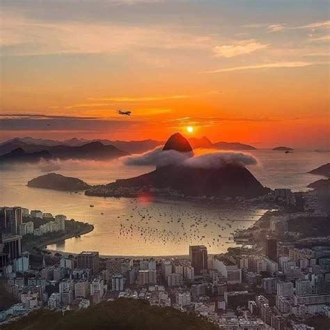 Perfect sunset - Rio de Janeiro, Brazil : r/pics